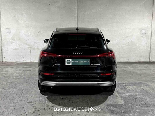 Audi e-tron 50 Quattro Launch Edition 71 kWh 313pk 2020 (Origineel-NL), J-928-KG