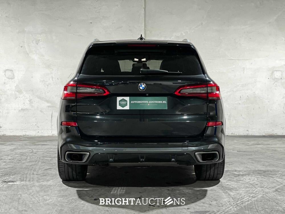 BMW X5 M50d High Executive 400pk 2019 G05 (Origineel-NL + 2e Eigenaar), G-758-LF