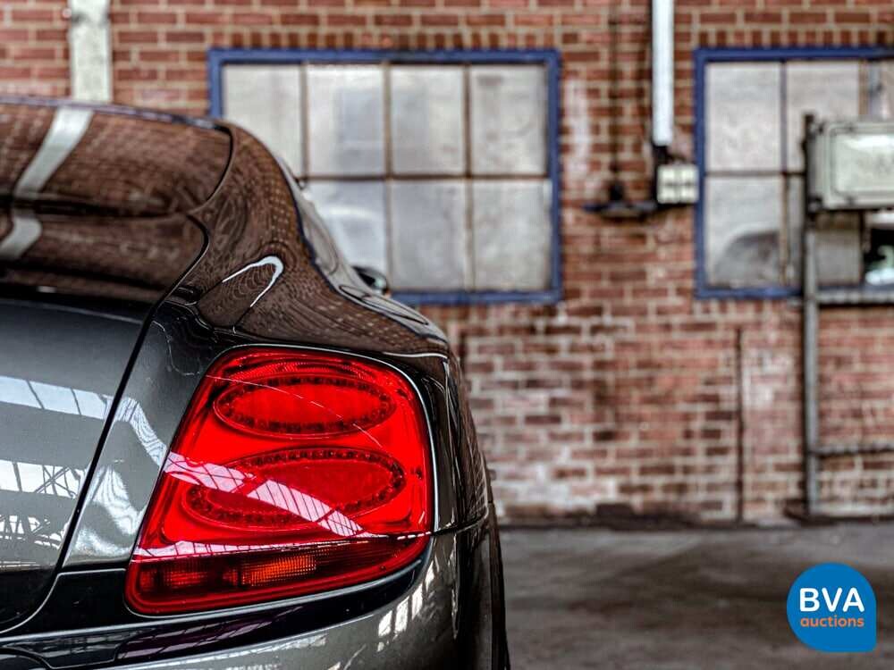 Bentley Continental GT 6.0 W12 560pk 2004