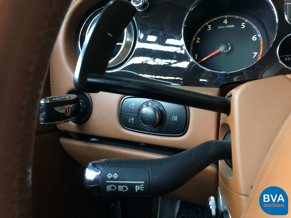 Bentley Continental GT 6.0 W12 560pk 2004