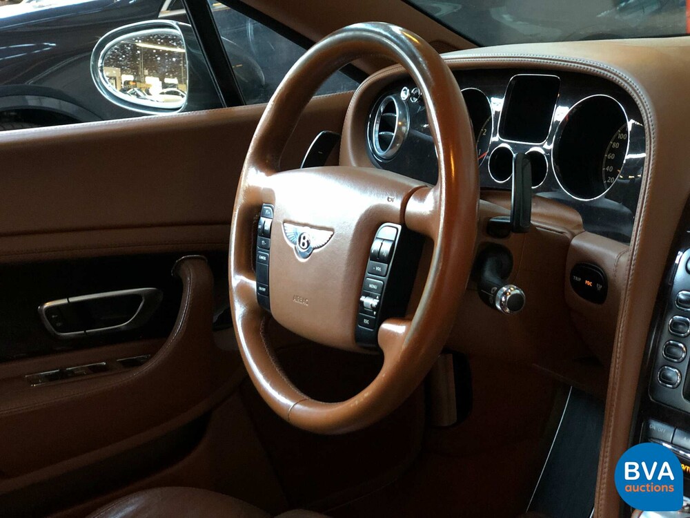 Bentley Continental GT 6.0 W12 560pk 2004
