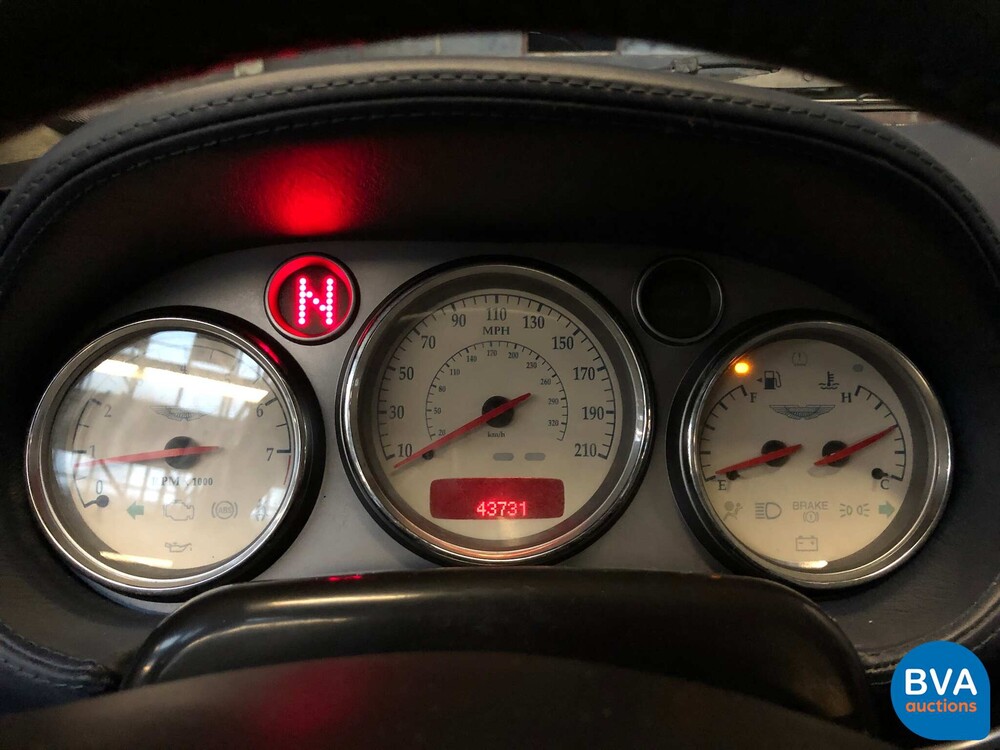 Aston Martin Vanquish 5.9 V12 466pk 2003