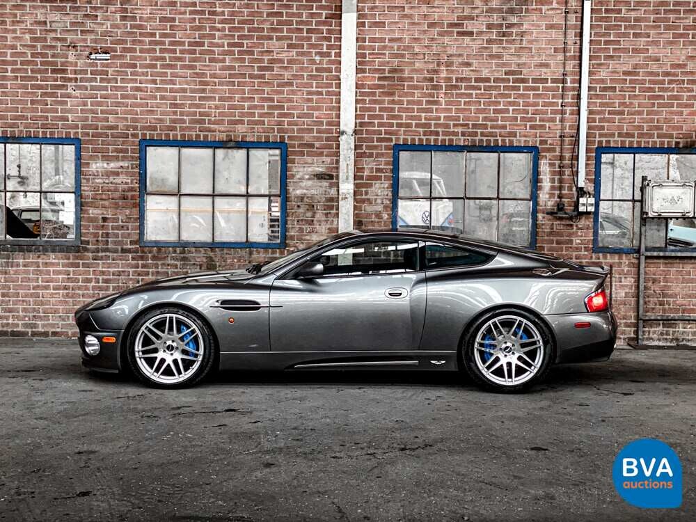 Aston Martin Vanquish 5.9 V12 466pk 2003