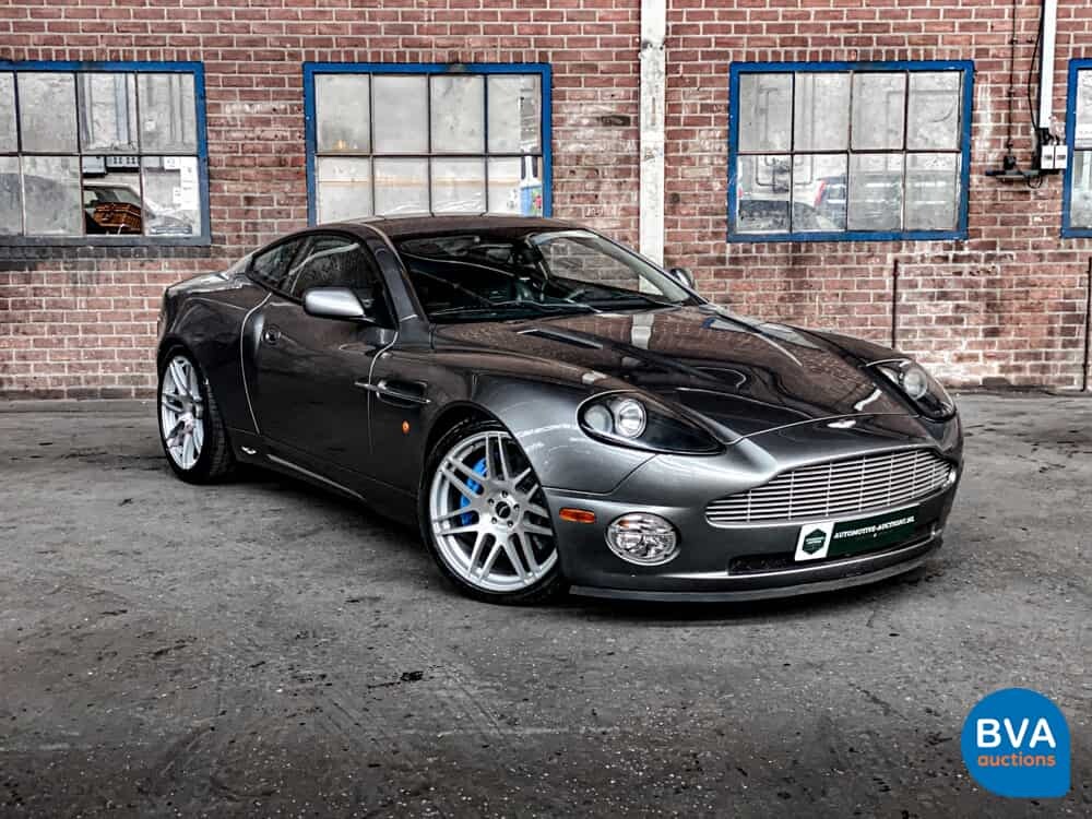 Aston Martin Vanquish 5.9 V12 466pk 2003
