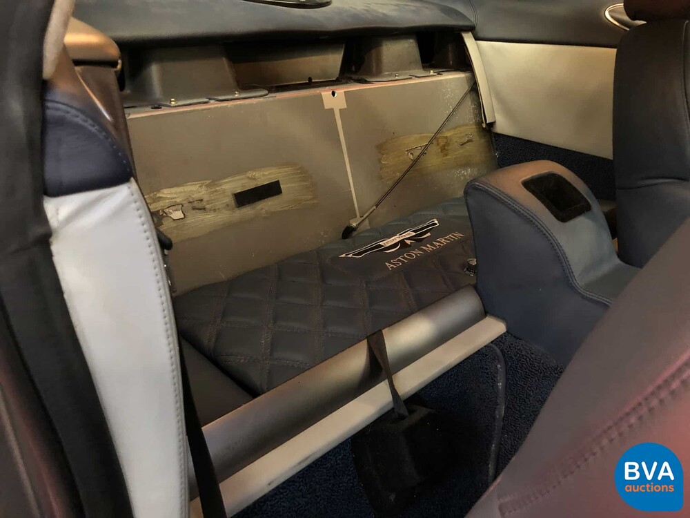 Aston Martin Vanquish 5.9 V12 466pk 2003