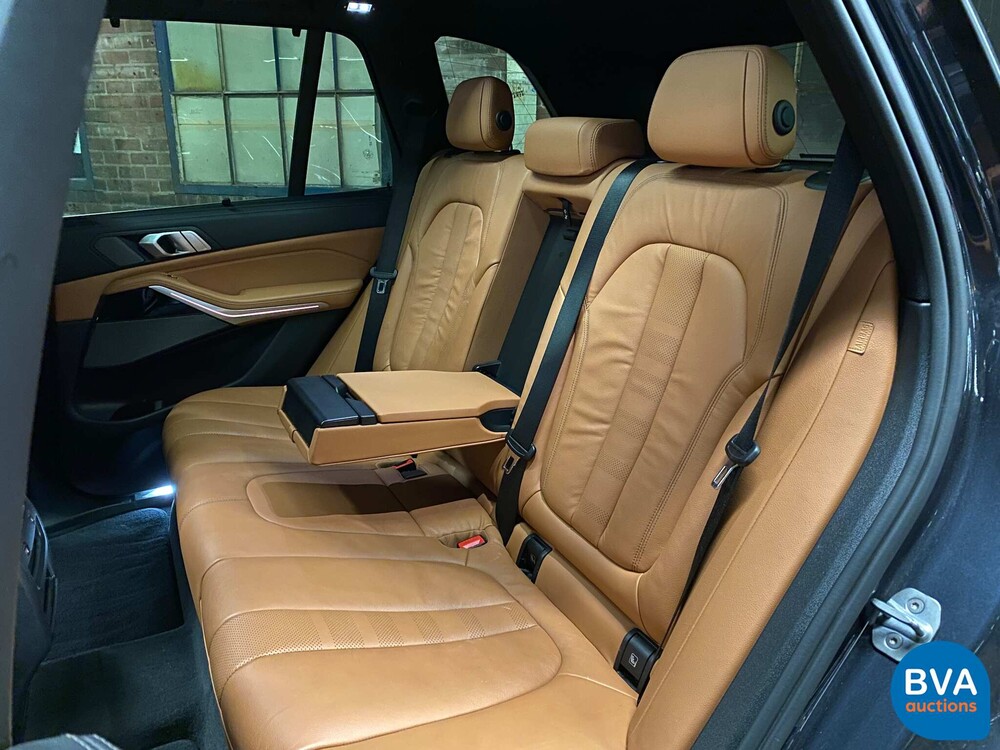BMW X5 xDrive 40i High Executive M-sport 340pk 2020 -Org NL- GARANTIE, H-671-BK