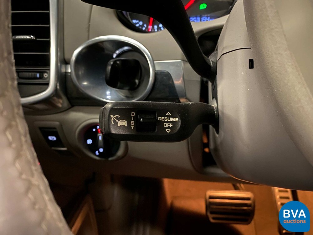 Porsche Cayenne 4.8 Turbo Sportchrono 500pk 2010, JT-994-P
