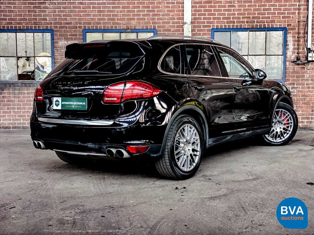 Porsche Cayenne 4.8 Turbo Sportchrono 500pk 2010, JT-994-P
