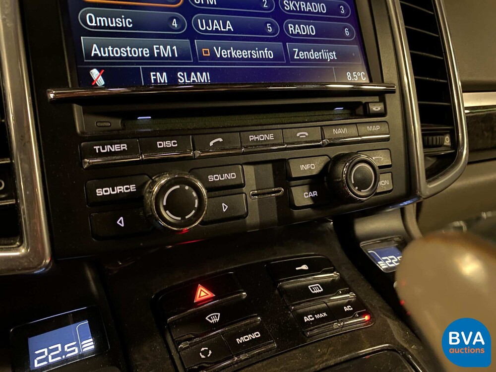 Porsche Cayenne 4.8 Turbo Sportchrono 500pk 2010, JT-994-P