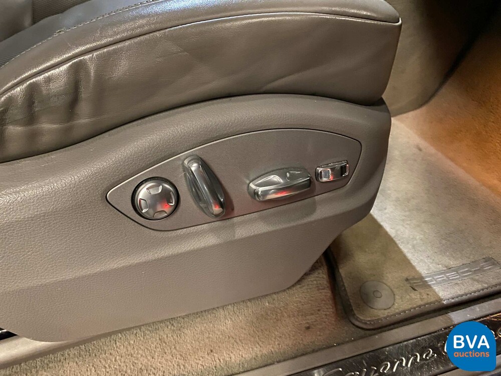 Porsche Cayenne 4.8 Turbo Sportchrono 500pk 2010, JT-994-P