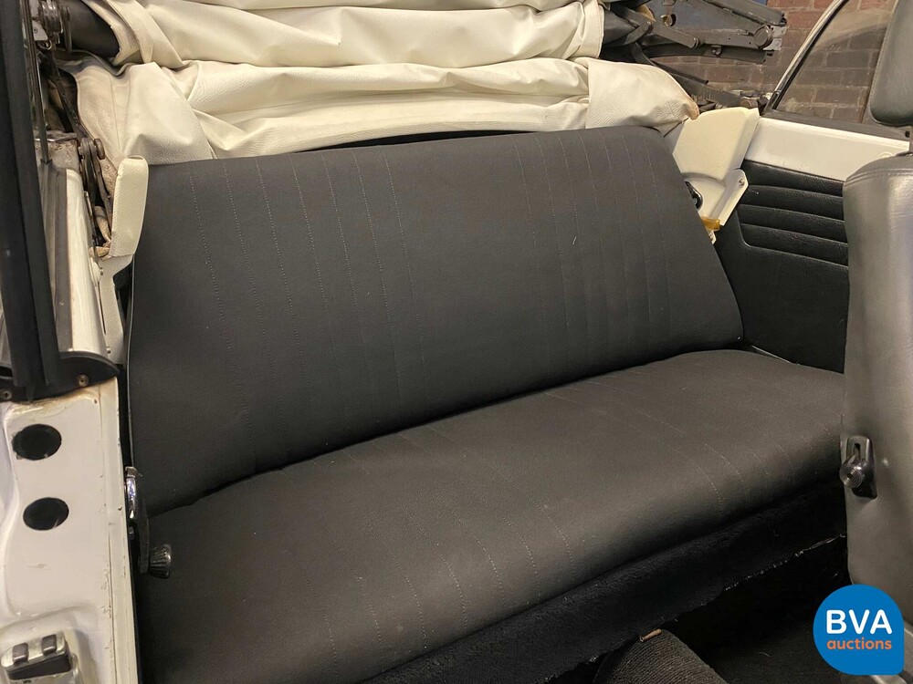 Volkswagen Kever Cabriolet 1303 LS 1975 50pk, 95-YA-79