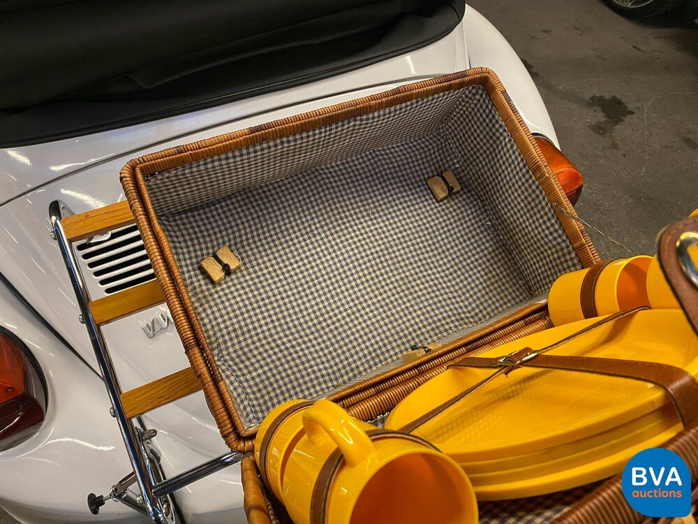 Volkswagen Kever Cabriolet 1303 LS 1975 50pk, 95-YA-79