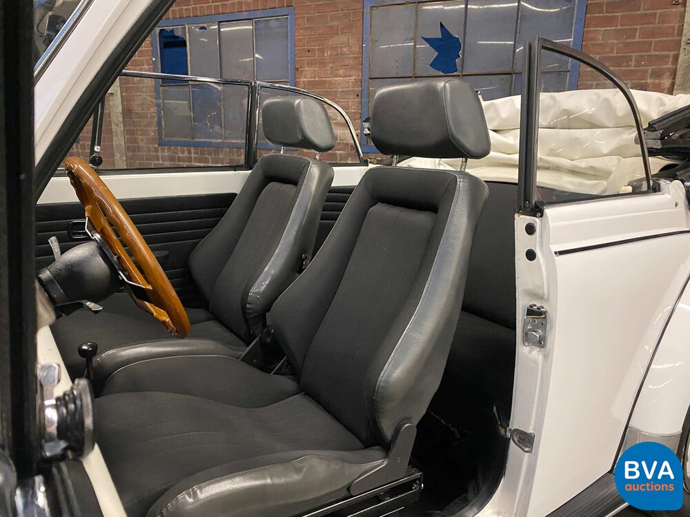Volkswagen Kever Cabriolet 1303 LS 1975 50pk, 95-YA-79