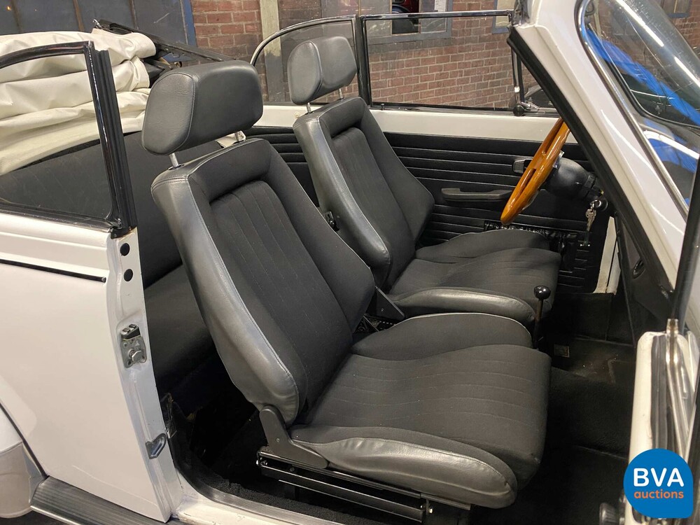 Volkswagen Kever Cabriolet 1303 LS 1975 50pk, 95-YA-79