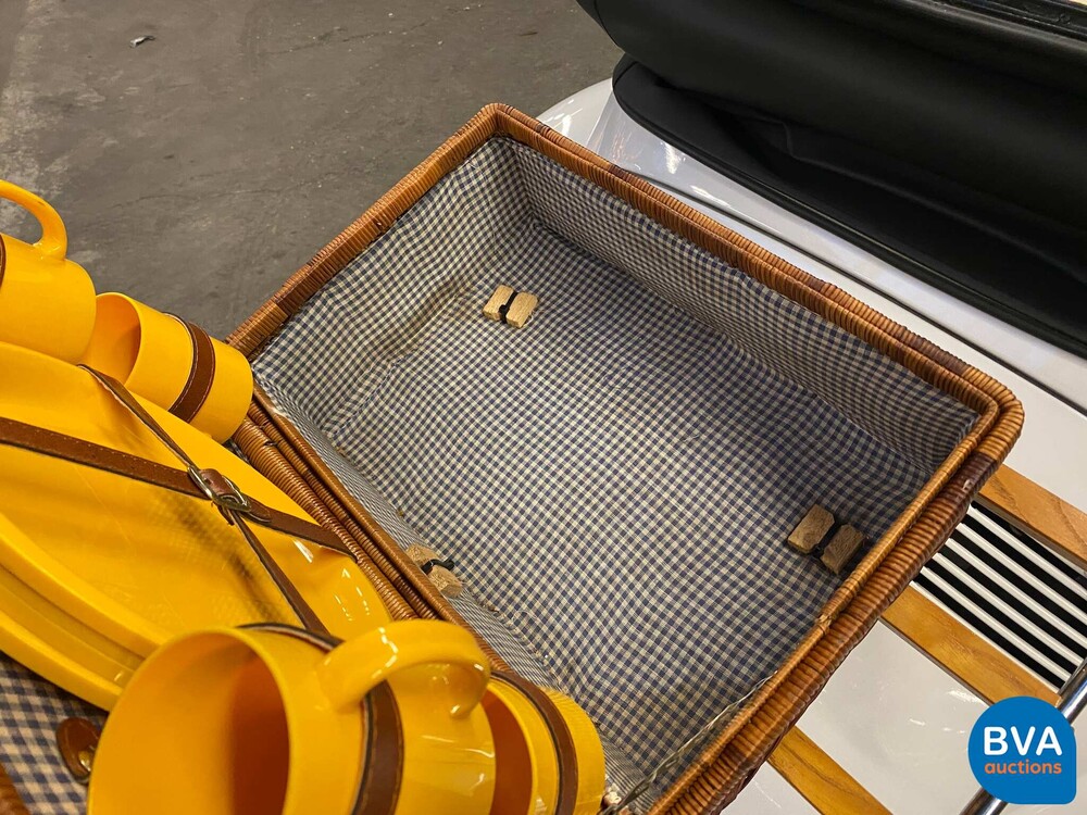 Volkswagen Kever Cabriolet 1303 LS 1975 50pk, 95-YA-79