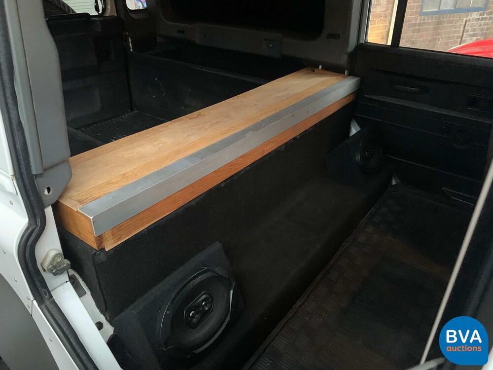 Land Rover Defender TD4 122pk 2011, VX-466-H