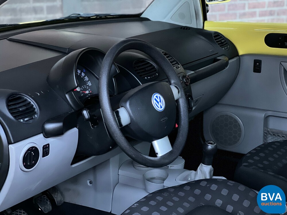 Volkswagen New Beetle 2.0 Highline 116pk 1999 -Org. NL-, XP-GF-70