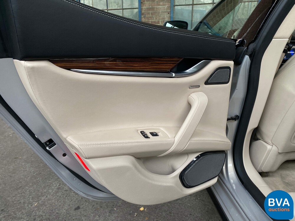 Maserati Ghibli Gran Sport SQ4 411pk 2016, N-667-GD