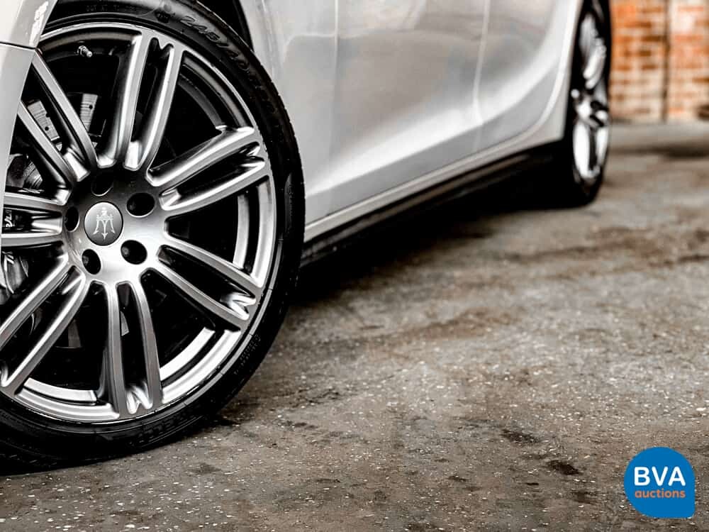 Maserati Ghibli Gran Sport SQ4 411pk 2016, N-667-GD