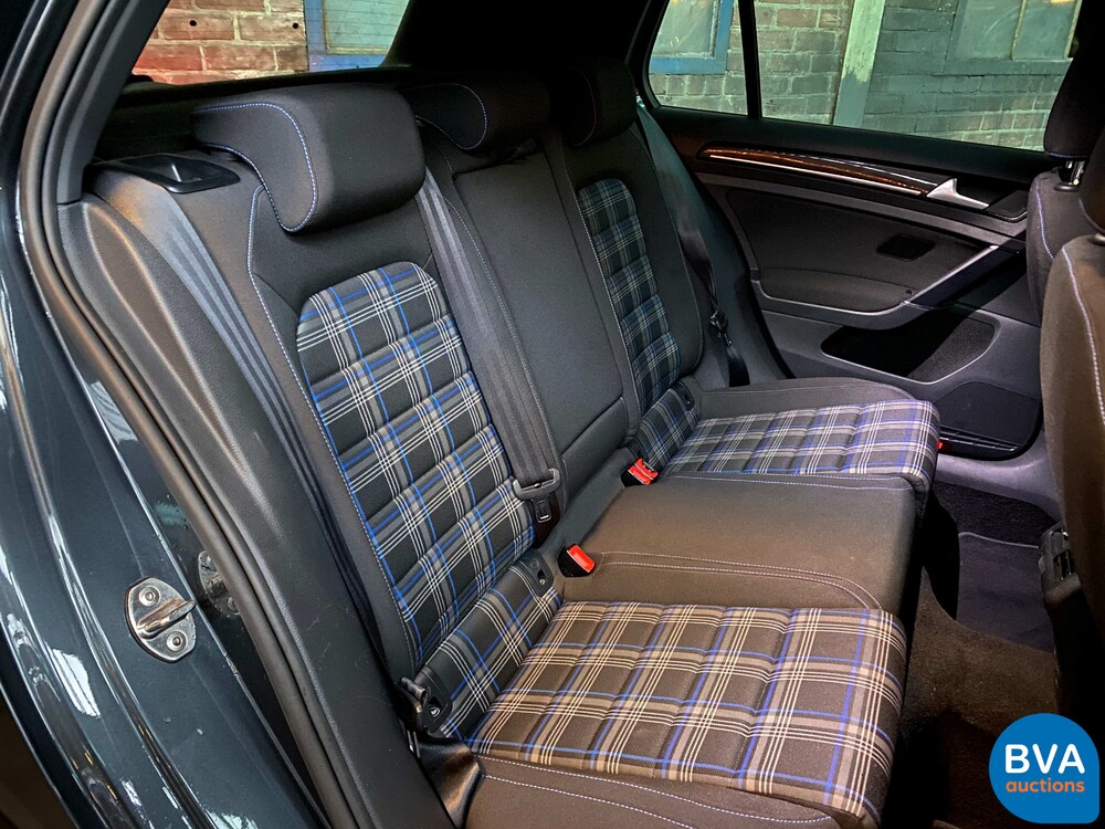 Volkswagen Golf GTE 150pk 2015, GN-478-B