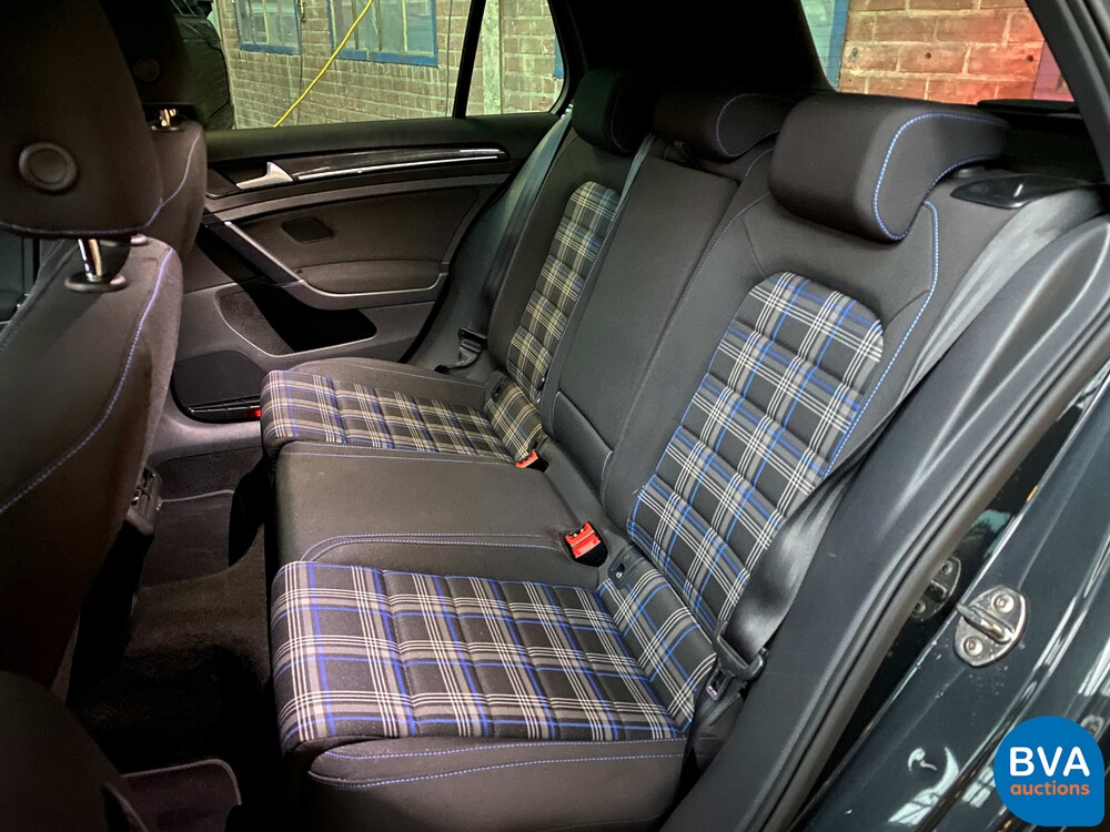 Volkswagen Golf GTE 150pk 2015, GN-478-B