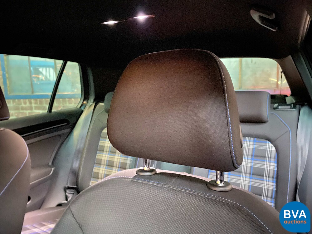 Volkswagen Golf GTE 150pk 2015, GN-478-B