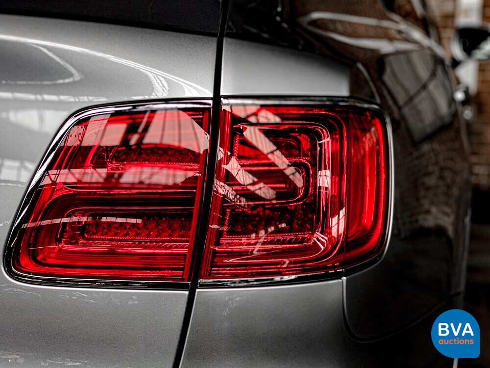 Bentley Bentayga V8 435pk 7-PERSOONS 2017, SZ-766-S