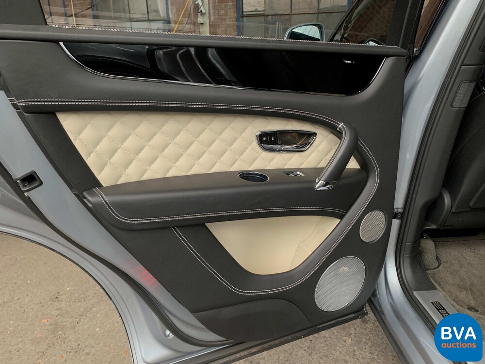 Bentley Bentayga V8 435pk 7-PERSOONS 2017, SZ-766-S