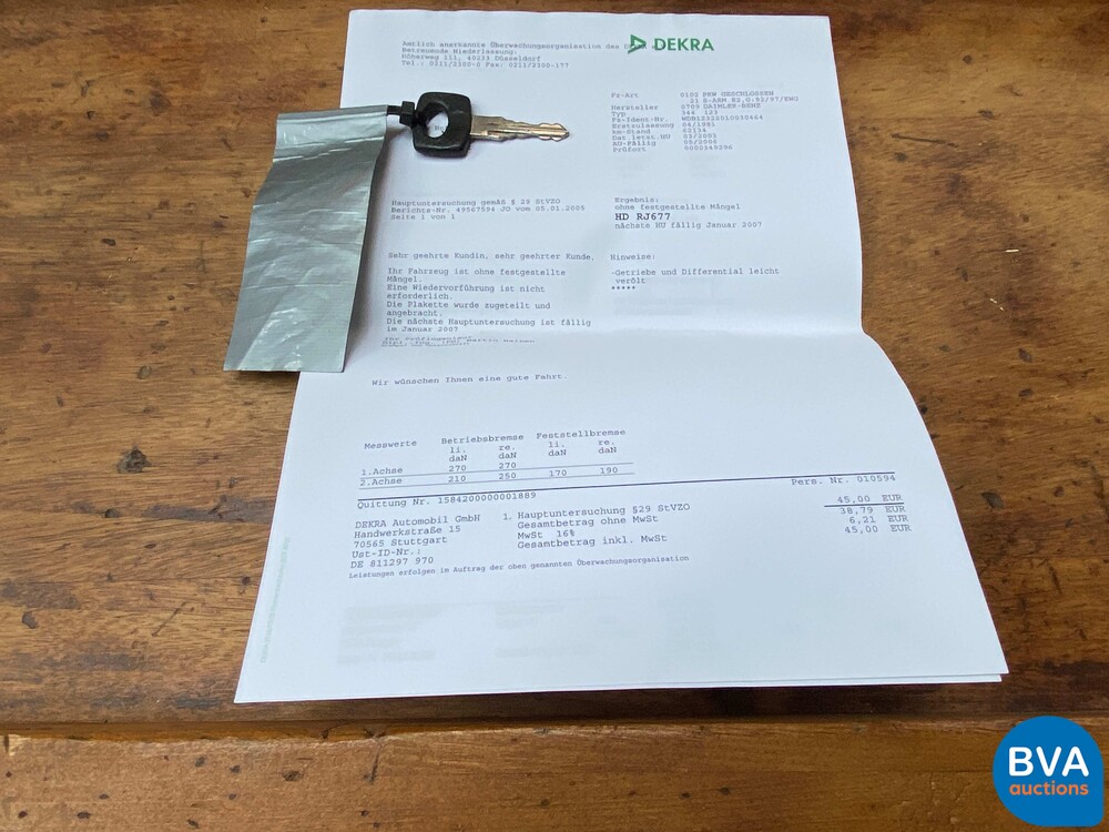 Mercedes-Benz 200-280 (W123) 2.0 109pk 1981, 34-XF-TK