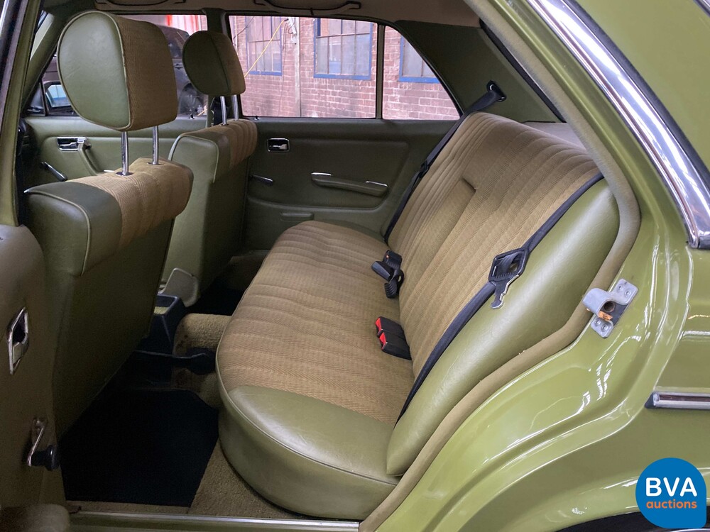 Mercedes-Benz 200-280 (W123) 2.0 109pk 1981, 34-XF-TK