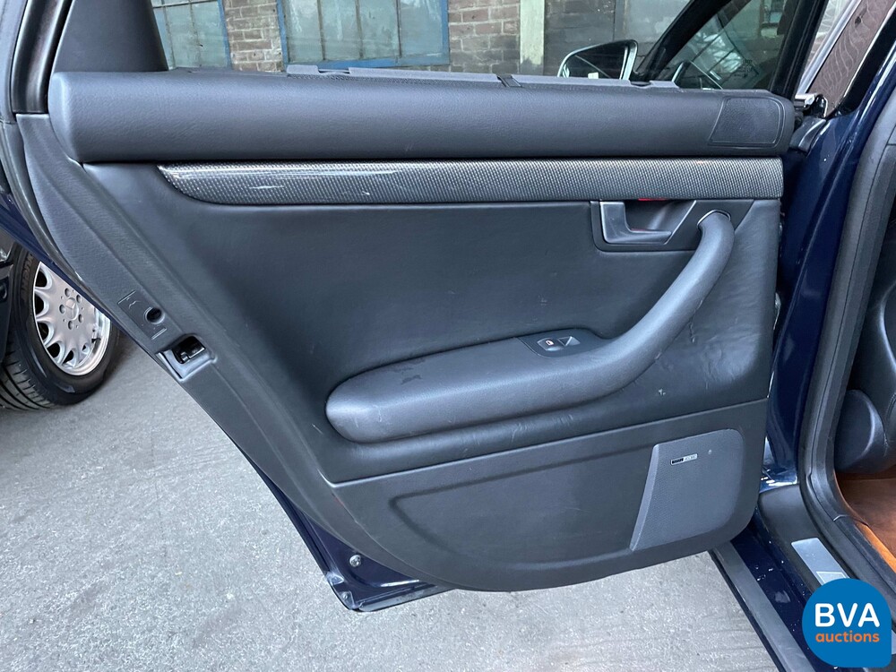 Audi S4 Avant Quattro 4.2 V8 344pk 2004 -Org NL-, 45-PD-BS