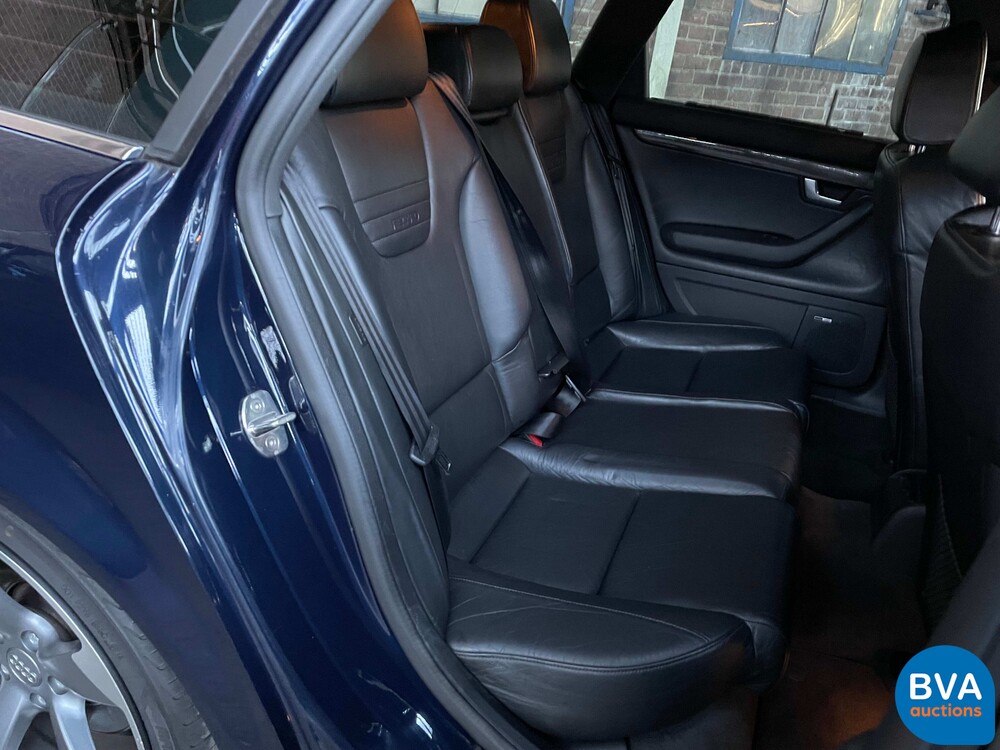 Audi S4 Avant Quattro 4.2 V8 344pk 2004 -Org NL-, 45-PD-BS