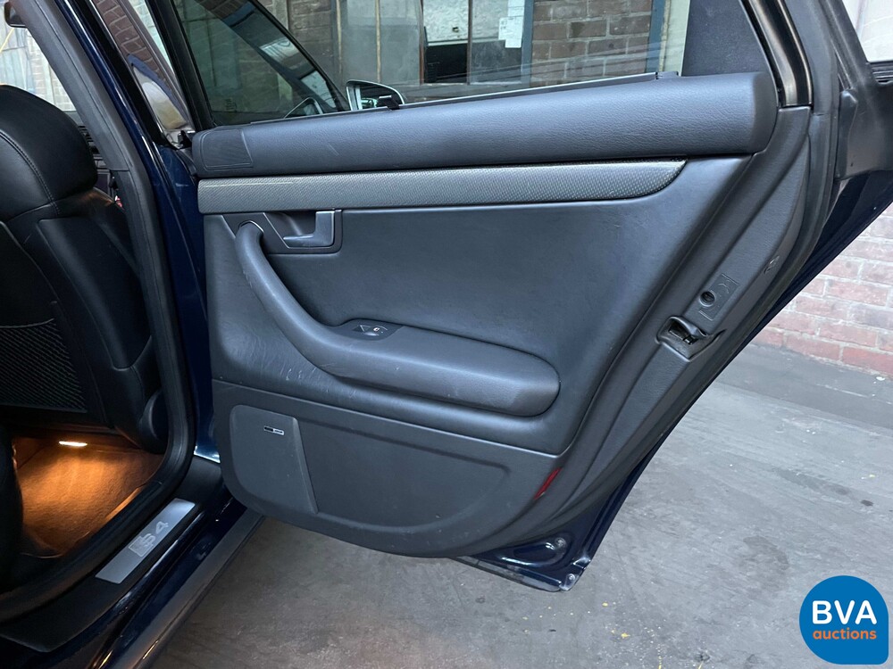 Audi S4 Avant Quattro 4.2 V8 344pk 2004 -Org NL-, 45-PD-BS