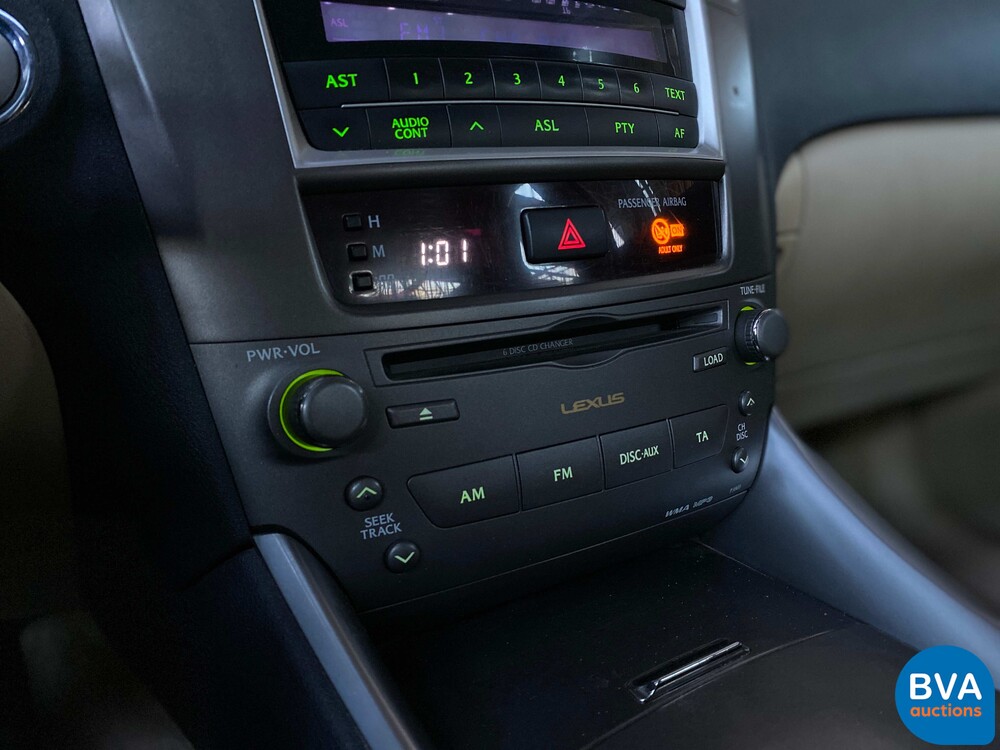 Lexus IS 250 Business Luxury 208pk 2007 -Org. NL-, 88-TP-ZX