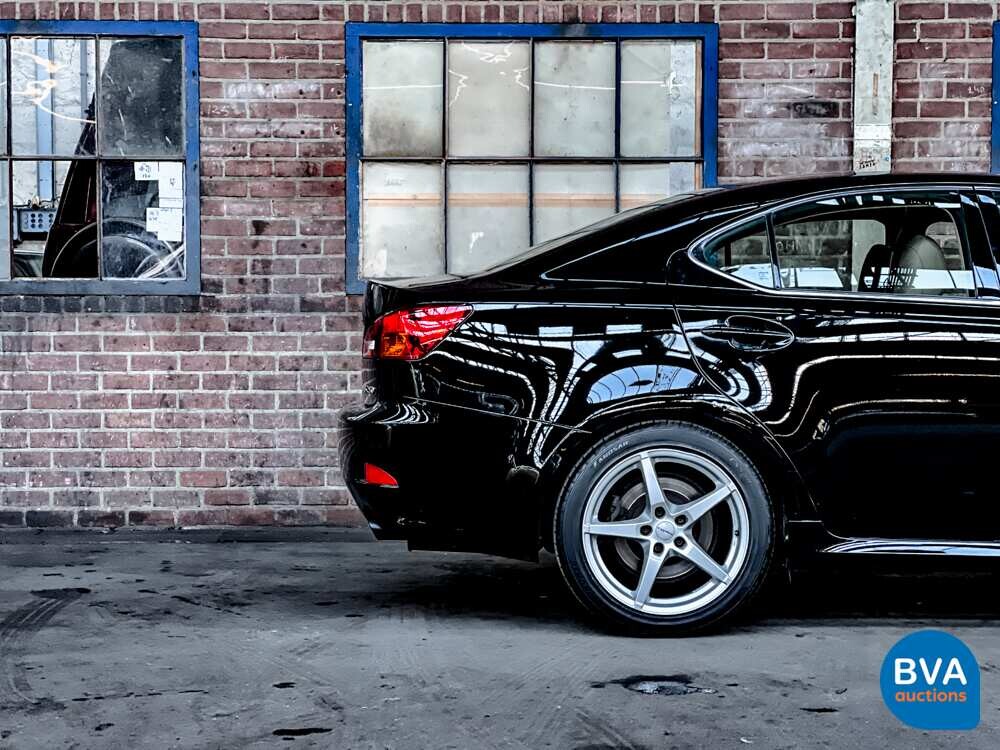 Lexus IS 250 Business Luxury 208pk 2007 -Org. NL-, 88-TP-ZX