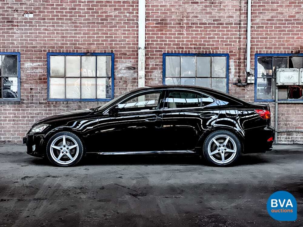Lexus IS 250 Business Luxury 208pk 2007 -Org. NL-, 88-TP-ZX