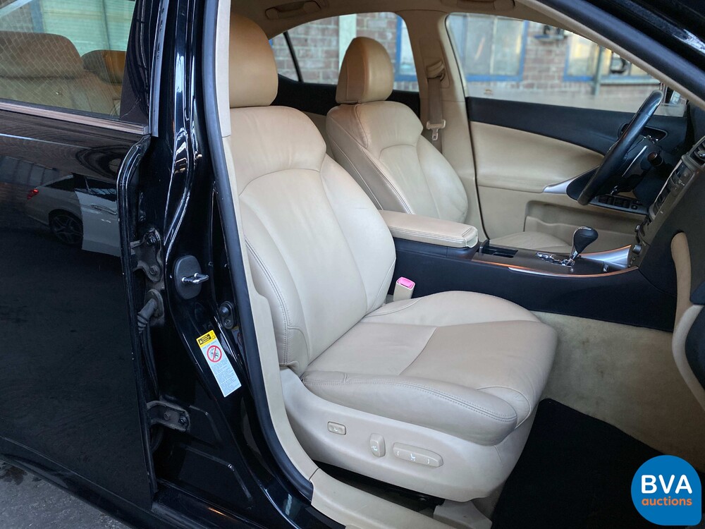 Lexus IS 250 Business Luxury 208pk 2007 -Org. NL-, 88-TP-ZX