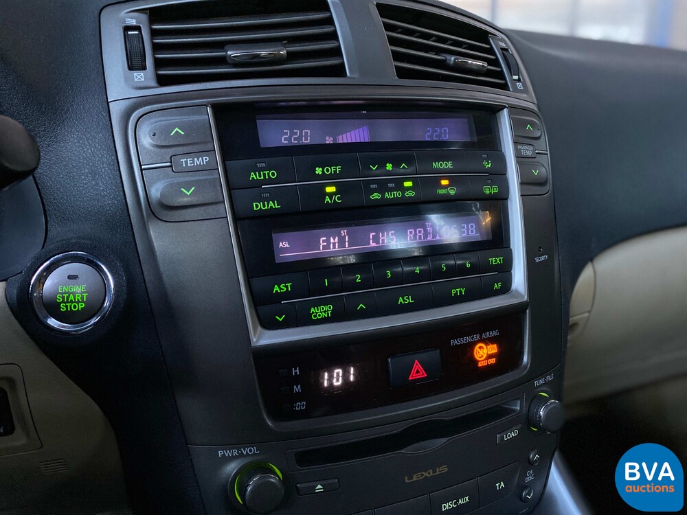 Lexus IS 250 Business Luxury 208pk 2007 -Org. NL-, 88-TP-ZX