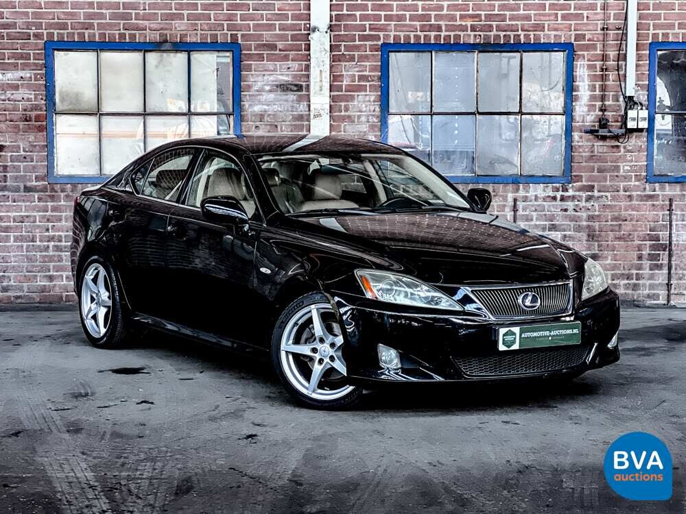 Lexus IS 250 Business Luxury 208pk 2007 -Org. NL-, 88-TP-ZX