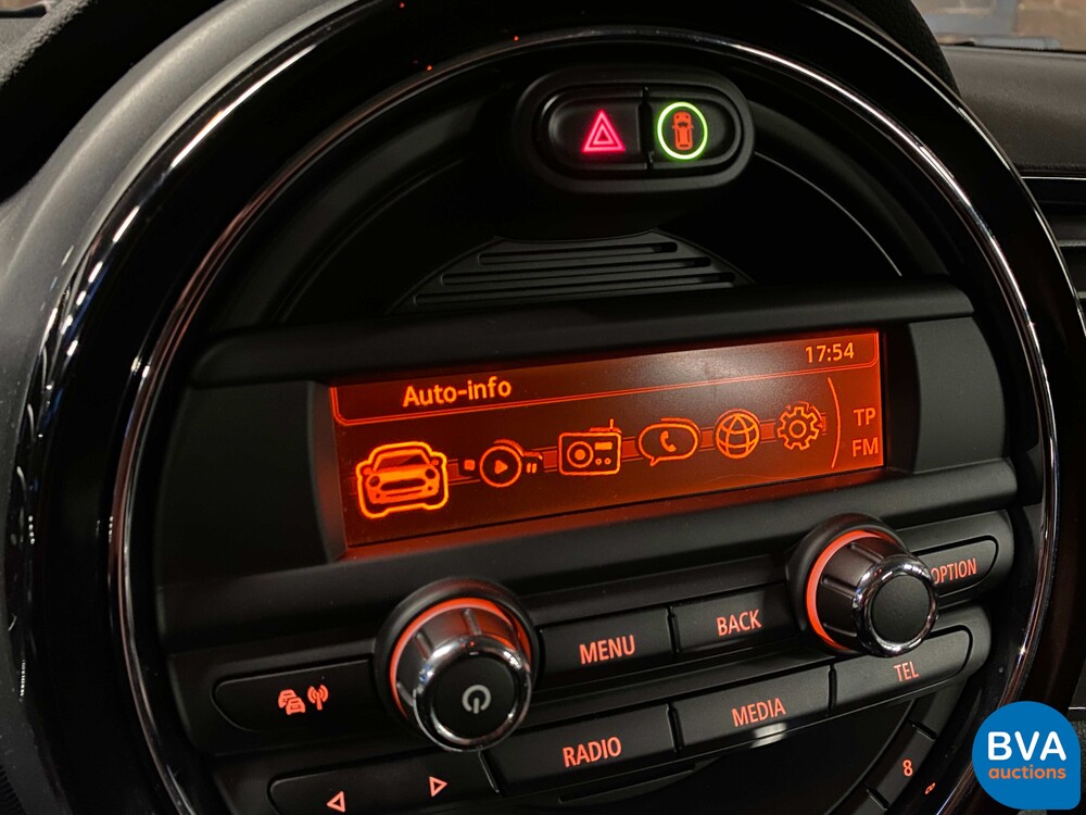 Mini Clubman 1.5D 116pk 2016 British Racing Green Mini Cooper