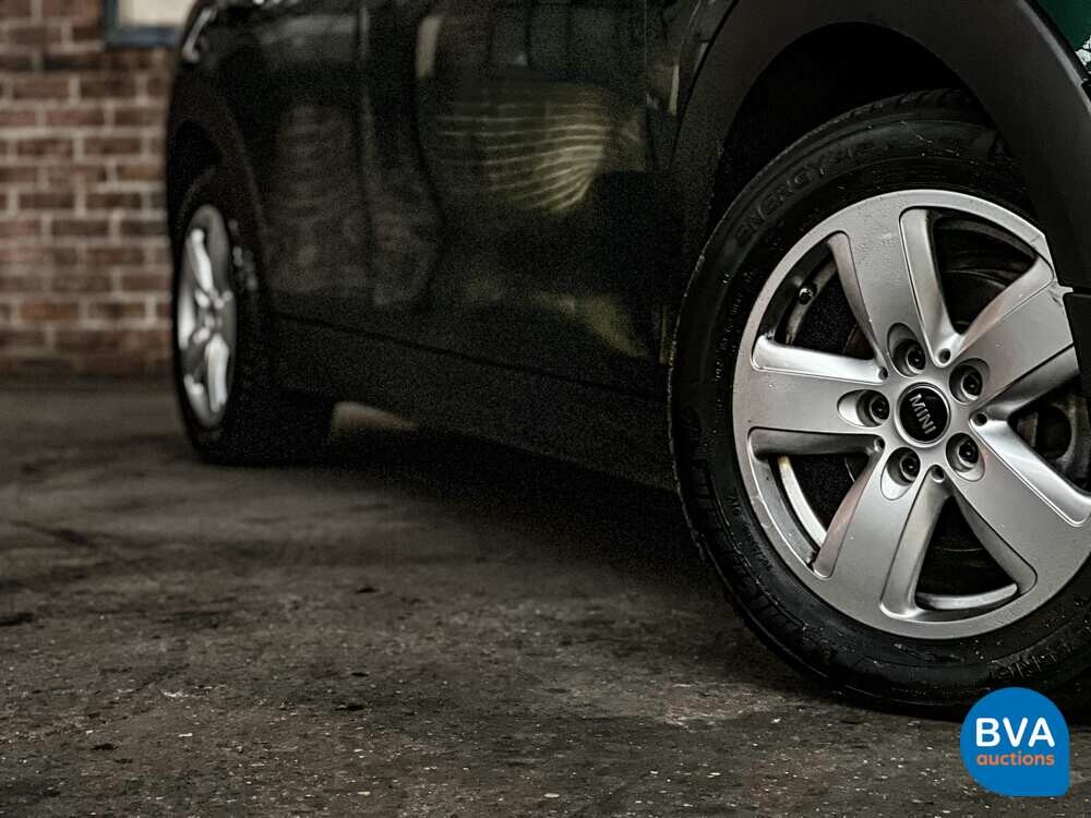 Mini Clubman 1.5D 116pk 2016 British Racing Green Mini Cooper