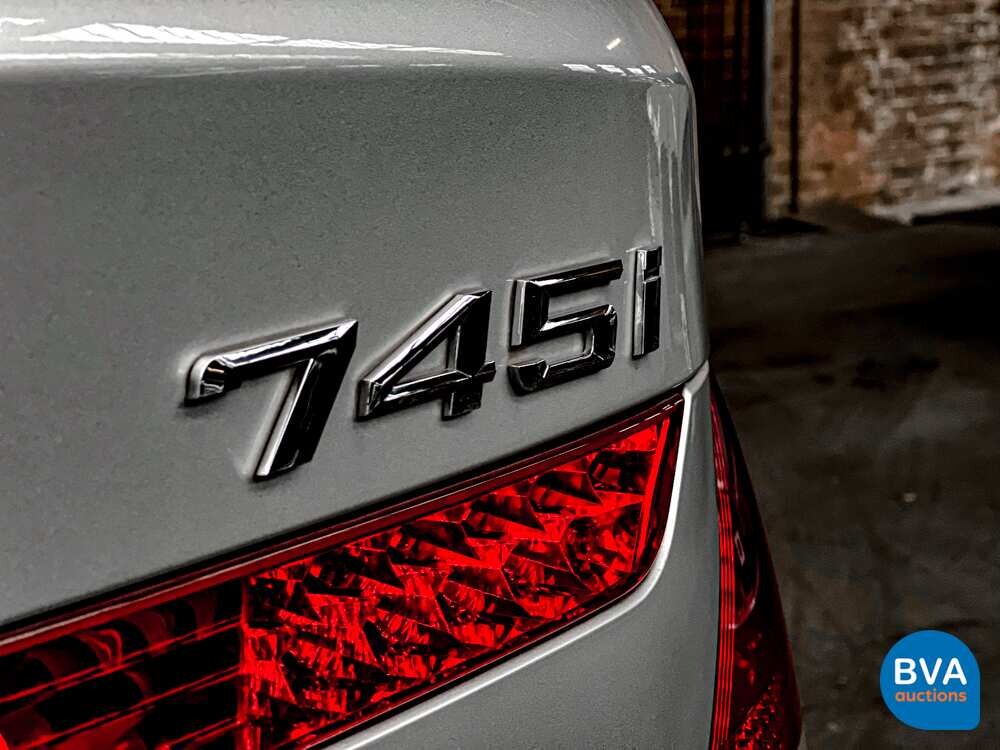 BMW 745i Executive E65 4.4 V8 333pk 2003 -YOUNGTIMER-