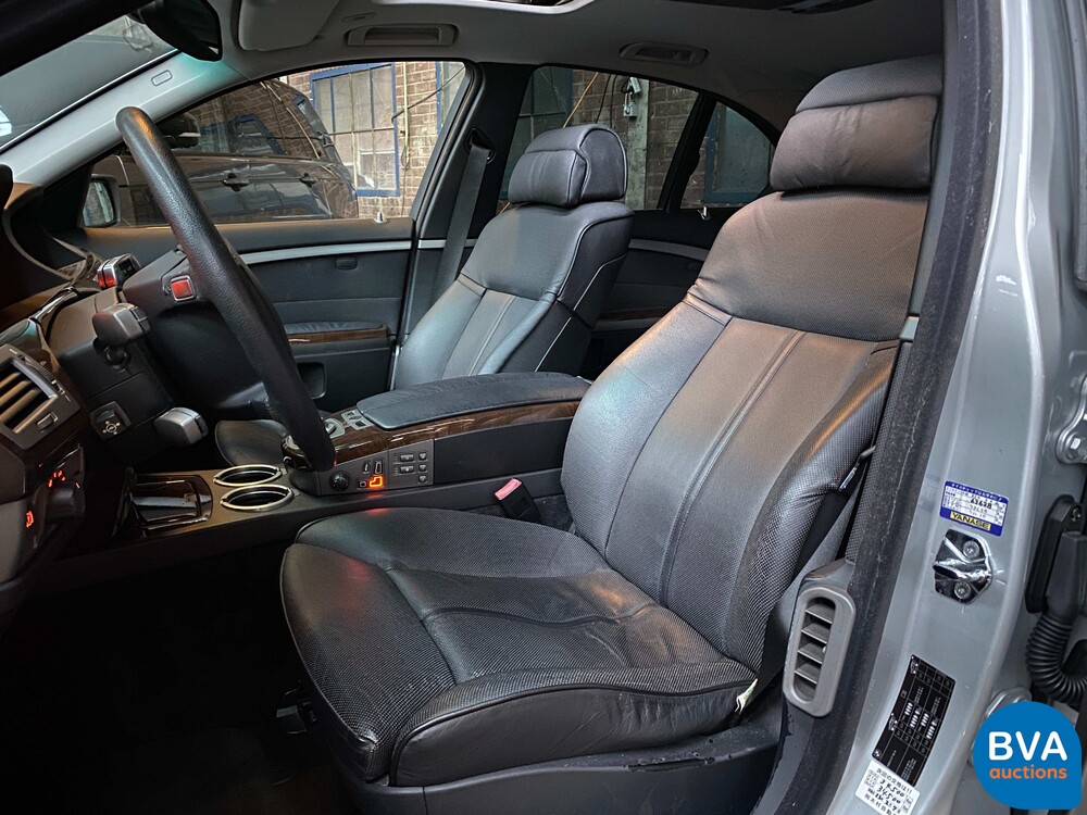 BMW 745i Executive E65 4.4 V8 333pk 2003 -YOUNGTIMER-