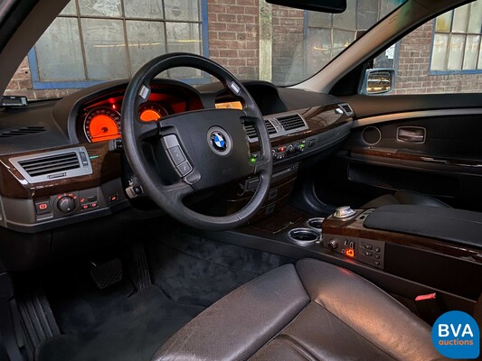 BMW 745i Executive E65 4.4 V8 333hp 2003 -YOUNGTIMER-.