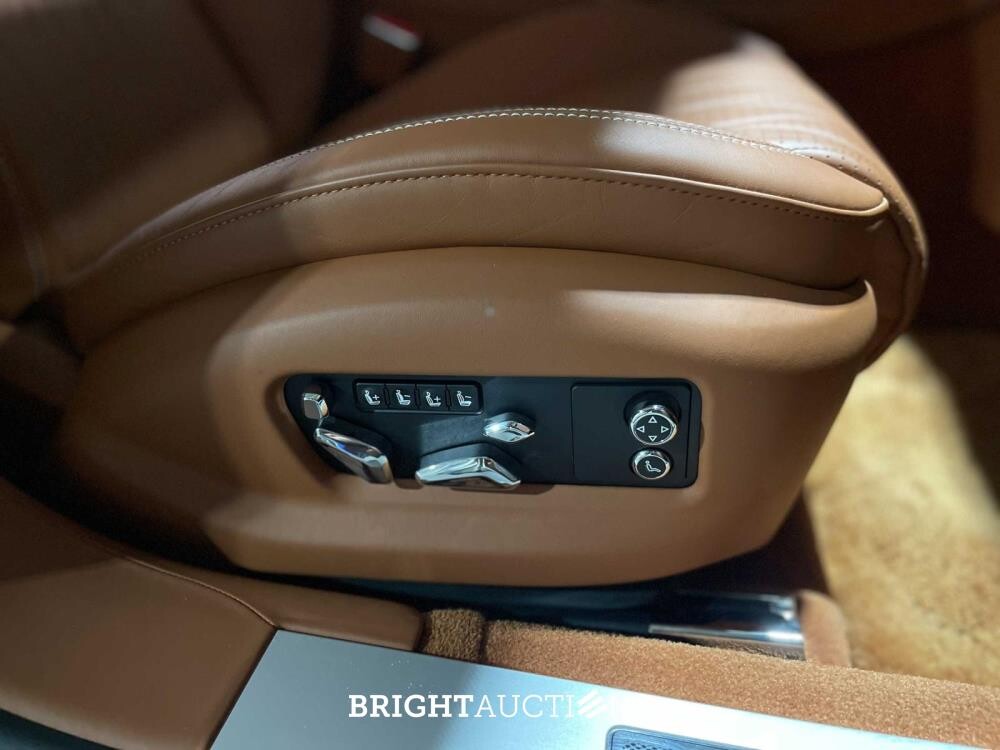 Bentley Flying Spur 4.0 V8 549pk 2021 (Origineel-NL & 2e Eigenaar), K-031-JX