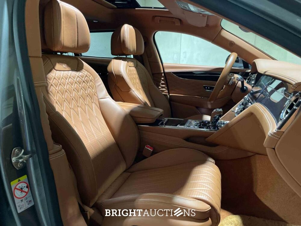 Bentley Flying Spur 4.0 V8 549pk 2021 (Origineel-NL & 2e Eigenaar), K-031-JX