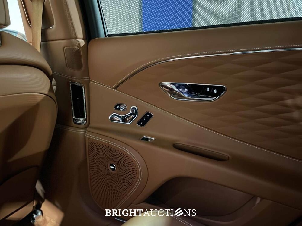 Bentley Flying Spur 4.0 V8 549pk 2021 (Origineel-NL & 2e Eigenaar), K-031-JX