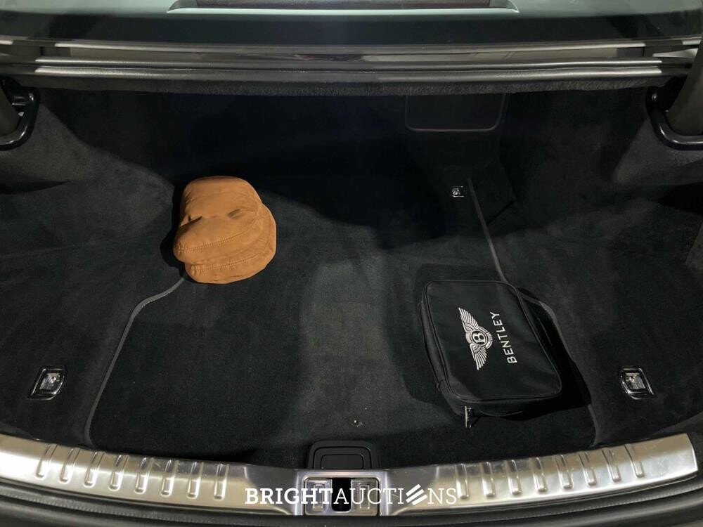 Bentley Flying Spur 4.0 V8 549pk 2021 (Origineel-NL & 2e Eigenaar), K-031-JX