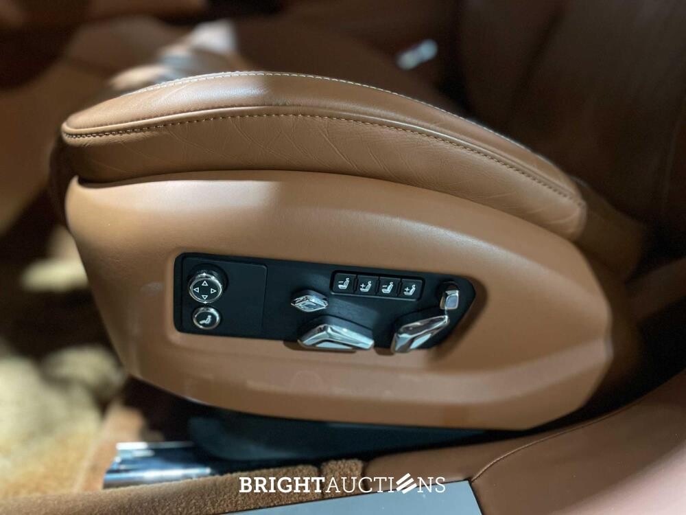 Bentley Flying Spur 4.0 V8 549pk 2021 (Origineel-NL & 2e Eigenaar), K-031-JX