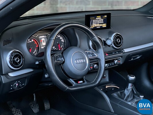 Audi A3 Cabrio 1.4 TFSI Ambition Pro Line S-Line 125pk 2015 -Org NL-, GJ-588-D.